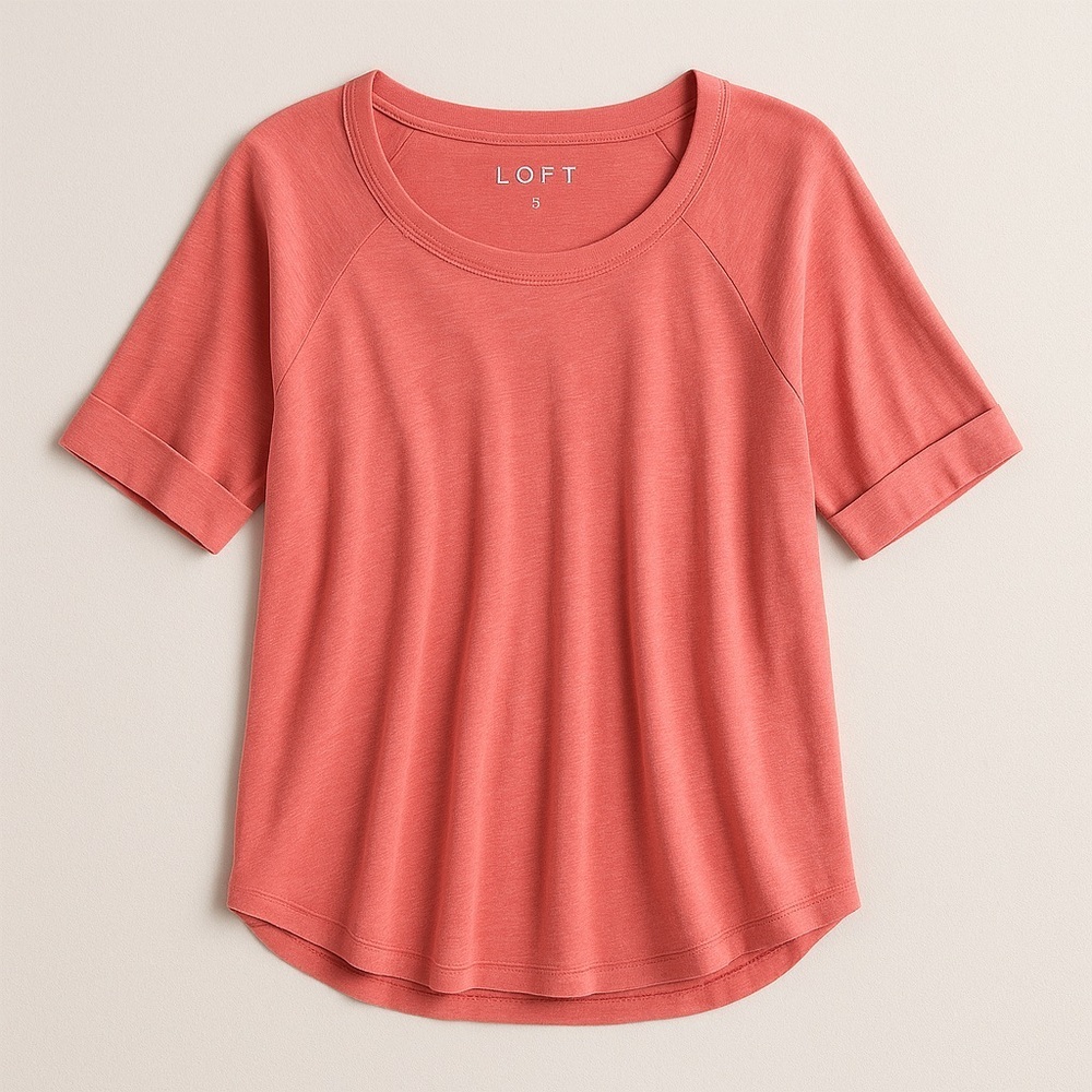 LOFT Coral Short Sleeve Tee 🌺✨ Soft • Casual • Everyday Comfort